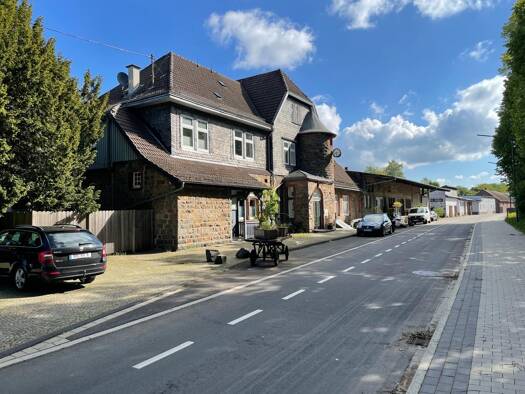 Mehrfamilienhaus zum Kauf als Kapitalanlage geeignet 1.095.000 € 694 m² Bahnhofstraße 30 Waldbröl 51545