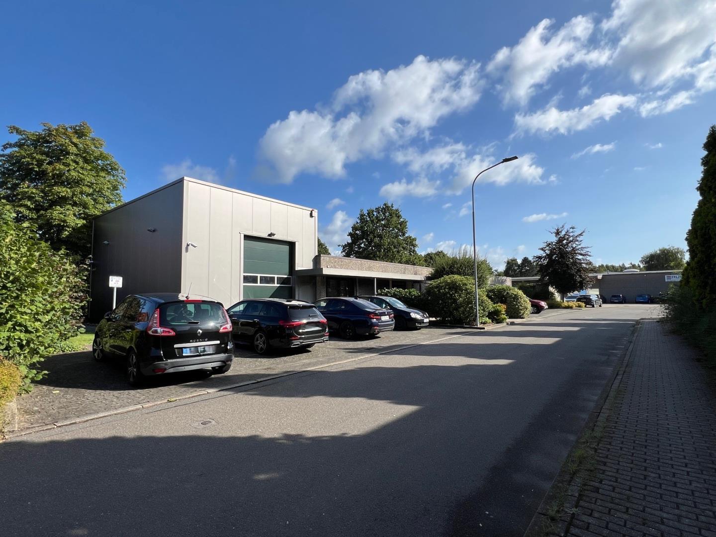 Lagerhalle zum Kauf 695.000 € 80 m²<br/>Lagerfläche ab 80 m²<br/>Teilbarkeit Ellerau 25479