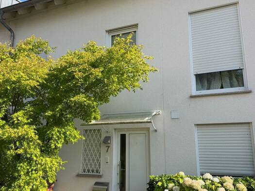 Reihenhaus zur Miete 3.100 € 5 Zimmer 138 m² frei ab 01.10.2026 Schneidhain Königstein 61462