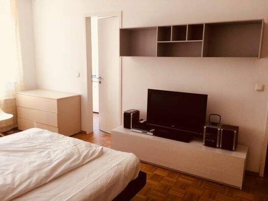 Studio zur Miete auf Zeit 830 € 1 Zimmer 30,2 m² frei ab 01.05.2026 Bahnhofstrasse Wiesbaden 65185