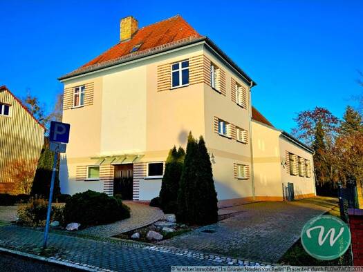 Einfamilienhaus zum Kauf provisionsfrei 590.000 € 9 Zimmer 342 m² 1.114 m² Grundstück Mertensstraße 4 Eberswalde Eberswalde 16225