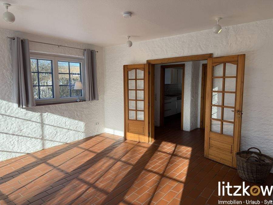 Immobilie in Sylt - Helle Ferienwohnung mit Kaminofen nahe Yachthafen ! - Bild 3