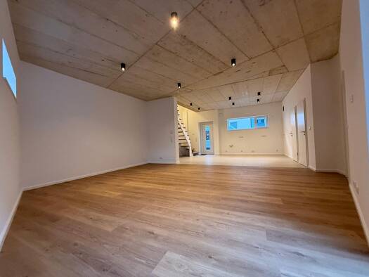 Einfamilienhaus zur Miete 1.485 € 3 Zimmer 110 m² frei ab sofort Düren 52351