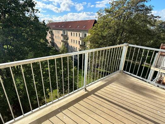 Wohnung zur Miete 355 € 3 Zimmer 61,7 m² Geschoss 3/3 frei ab 01.11.2026 Jahnstraße 58 Lutherviertel Chemnitz 09126