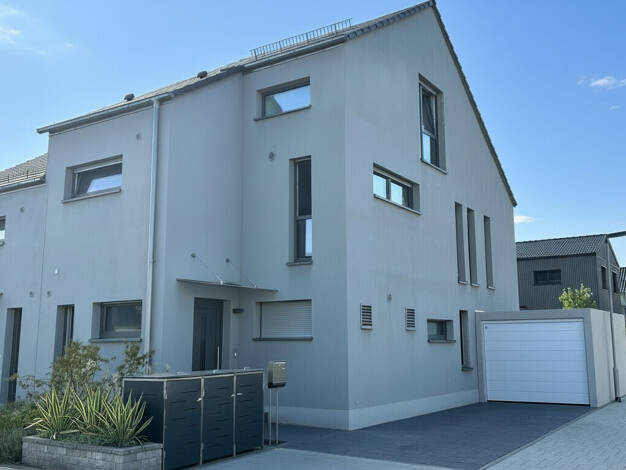 Doppelhaushälfte zur Miete 1.990 € 5 Zimmer 175 m² 228 m² Grundstück Einhausen 64683