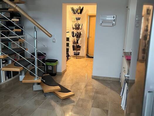 Maisonette zur Miete 390 € 2 Zimmer 62,5 m² 1. Geschoss frei ab 01.09.2025 Wilhelmstr. 9a Güsten Güsten , Anh 39439