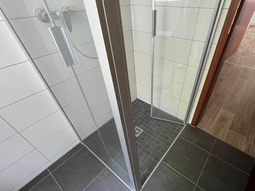 Wohnung zur Miete 365 € 3 Zimmer 61 m² EG Carl-von-Ossietzky-Straße 129 Gablenz Gablenz 09127