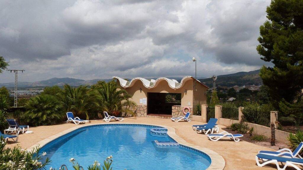 Einfamilienhaus zum Kauf provisionsfrei 850.000 € 17 Zimmer 800 m² 55.000 m² Grundstück Ibi 03440