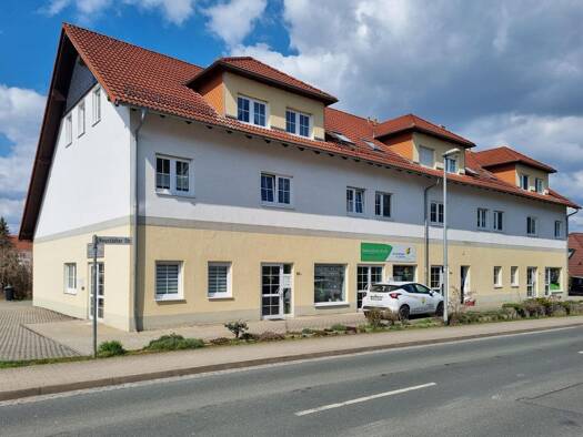Wohn- und Geschäftshaus zum Kauf als Kapitalanlage geeignet 730.000 € 20 Zimmer 716,8 m² 1.503 m² Grundstück Kahla 07768