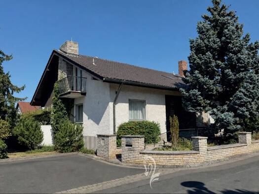 Einfamilienhaus zum Kauf 579.000 € 7 Zimmer 224 m² 658 m² Grundstück frei ab 01.10.2026 Obere Semel 5 Eibelstadt 97246