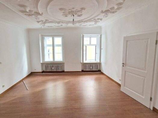 Wohnung zur Miete 1.250 € 3 Zimmer 100 m² 2. Geschoss Innenstadt Regensburg 93047