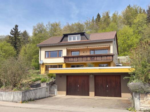 Mehrfamilienhaus zum Kauf 495.000 € 9,5 Zimmer 271,6 m² 644 m² Grundstück frei ab sofort Innenstadt Heidenheim an der Brenz 89522
