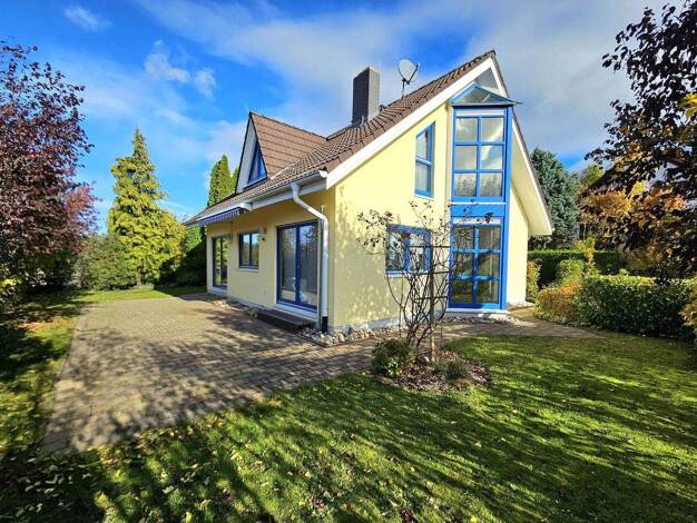 Einfamilienhaus zum Kauf provisionsfrei 444.000 € 6 Zimmer 138 m² 576 m² Grundstück Am Kirschberg 2 Dohma 01796