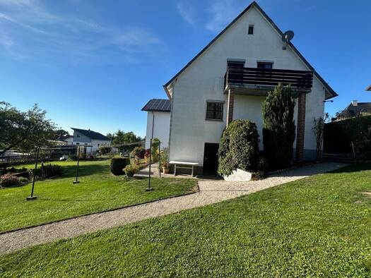 Einfamilienhaus zum Kauf 139.500 € 6 Zimmer 110 m² 882 m² Grundstück Altfraunhofen Altfraunhofen 84169