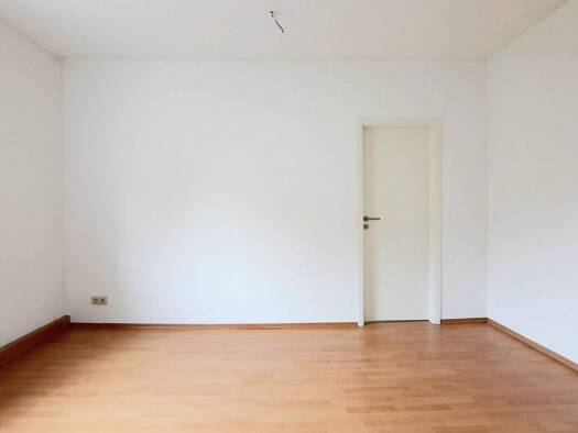 Wohnung zur Miete 430 € 3 Zimmer 66 m² 3. Geschoss frei ab sofort Dr.-Cammerer-Straße 5 Aschersleben 06449