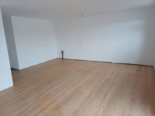 Wohnung zur Miete - Erstbezug 1.025 € 3 Zimmer 92,7 m² EG frei ab 01.06.2026 Aufroth Kirchroth 94356