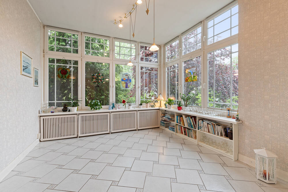 Property thumbnail 9