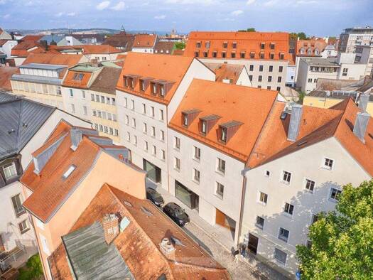 Wohnung zur Miete - Erstbezug 1.080 € 3 Zimmer 74 m² 3. Geschoss frei ab sofort Innenstadt Regensburg 93047
