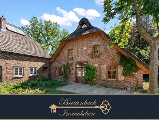 Einfamilienhaus zum Kauf 349.000 € 10 Zimmer 315 m² 3.663 m² Grundstück Schweiburg Jade 26349
