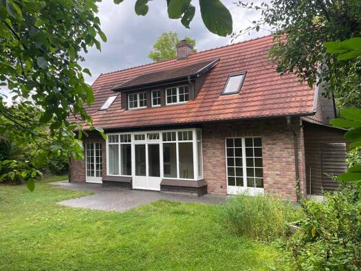 Einfamilienhaus zur Miete 2.095 € 4 Zimmer 140 m² 600 m² Grundstück frei ab sofort Aumühle Aumühle 21521