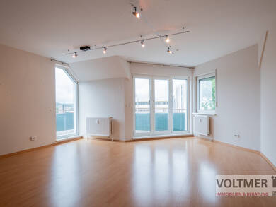 Wohnung zum Kauf 140.000 € 3 Zimmer 84,7 m² 3. Geschoss Innenstadt Neunkirchen/Saar 66538