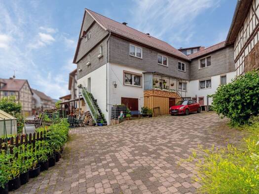 Einfamilienhaus zum Kauf 109.000 € 10 Zimmer 250 m² 731 m² Grundstück Raboldshausen 36286