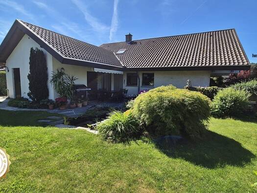 Einfamilienhaus zum Kauf 749.000 € 8 Zimmer 170 m² 710 m² Grundstück frei ab 01.03.2026 Aidlingen 71134