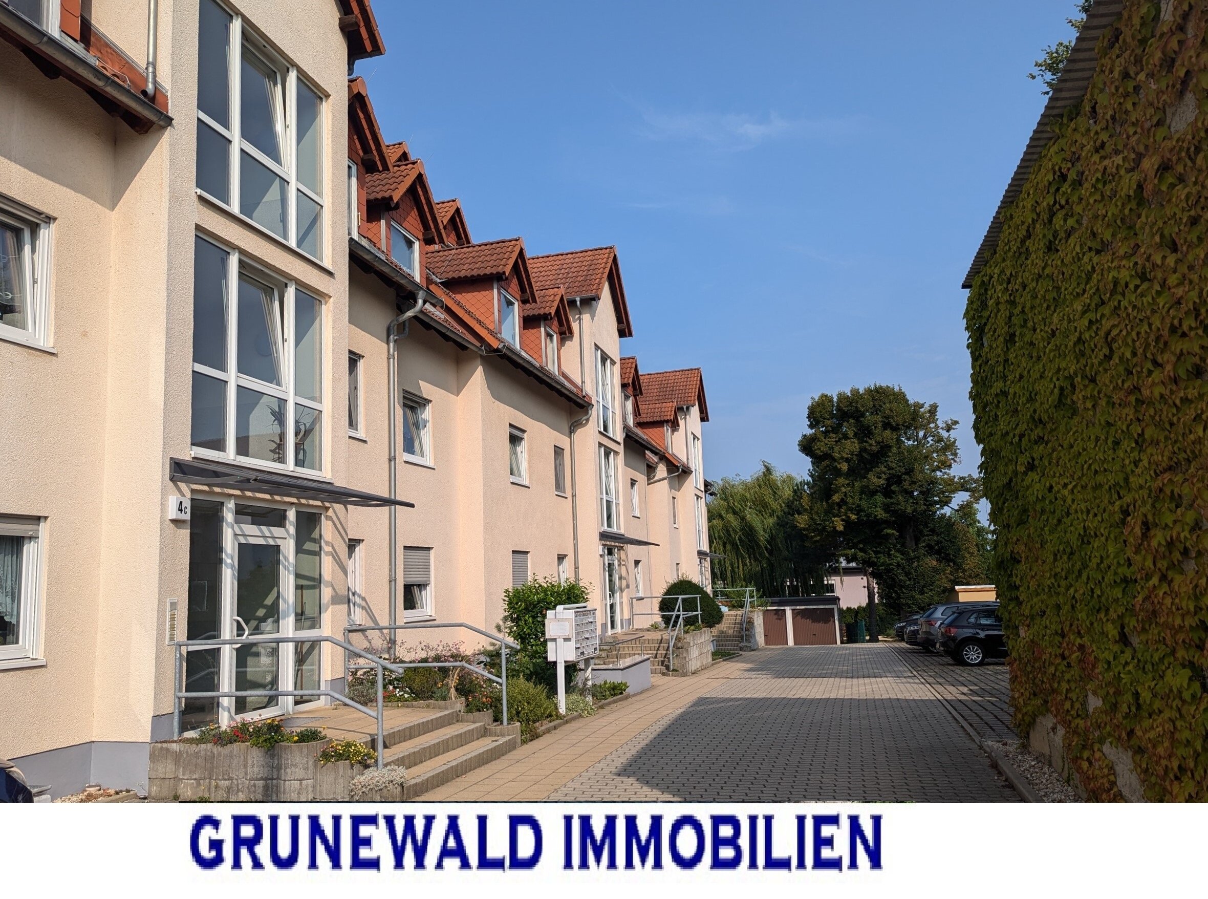 Wohnung zum Kauf 69.000 € 2 Zimmer 55 m²<br/>Wohnfläche 1.<br/>Geschoss ab sofort<br/>Verfügbarkeit Eisenberg Eisenberg 07607