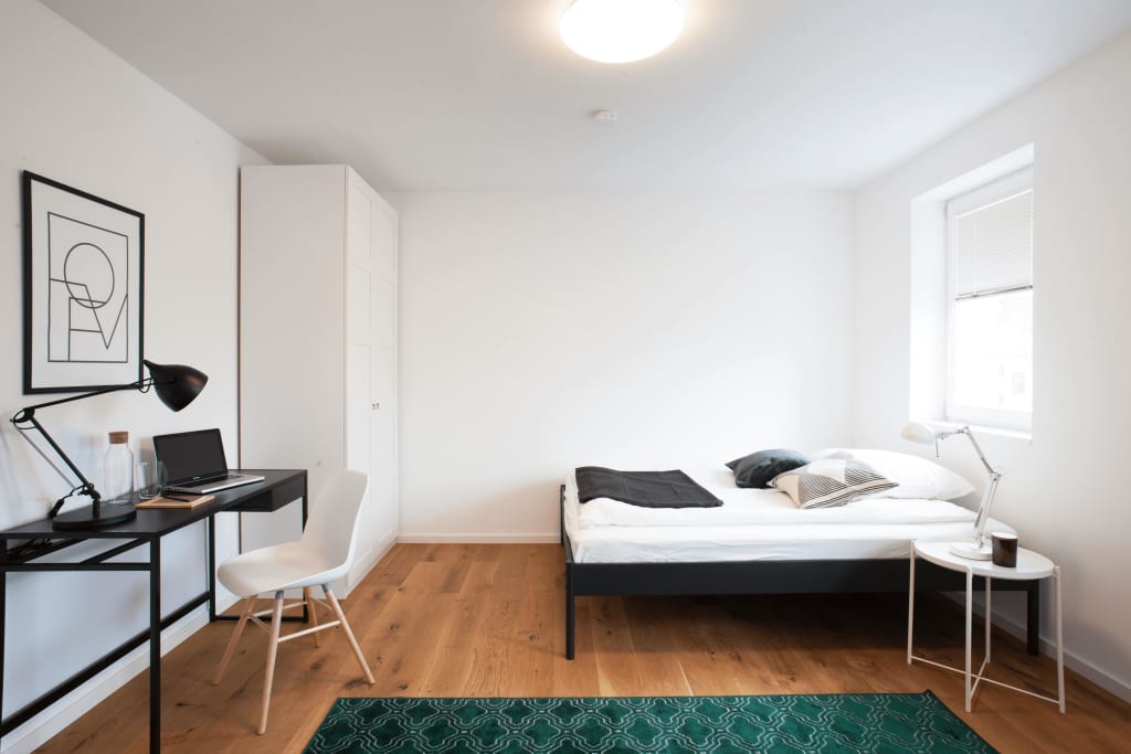 Wohnung zur Miete Wohnen auf Zeit 860 € 7 Zimmer 17,3 m²<br/>Wohnfläche 18.03.2025<br/>Verfügbarkeit Delbrückstraße 65 Neukölln Berlin 12051