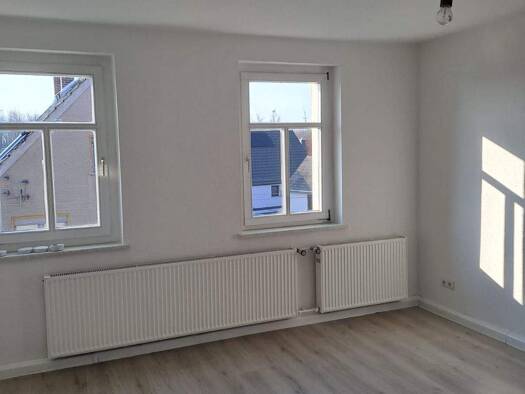 Wohnung zur Miete 479 € 3 Zimmer 78 m² 2. Geschoss frei ab sofort Dorfstraße 69 Ramsdorf Regis-Breitingen 04565