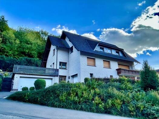 Wohnung zum Kauf 179.000 € 5 Zimmer 104 m² frei ab 01.11.2026 Röllecken Attendorn 57439