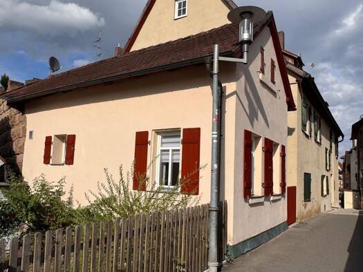Haus zur Miete 835 € 1 Zimmer 30 m² 30 m² Grundstück frei ab 01.09.2026 Boxlohe 7 a Schwabach Schwabach 91126