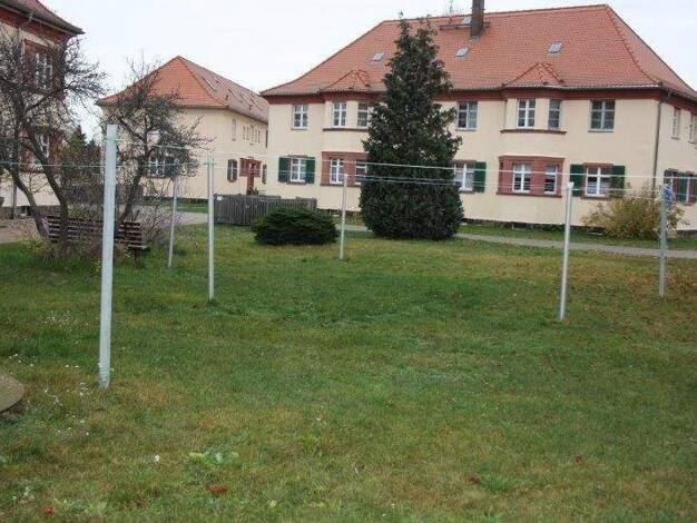 Wohnung zur Miete 280 € 2 Zimmer 47,5 m² 1. Geschoss frei ab sofort Siedlung Wülknitz 01609