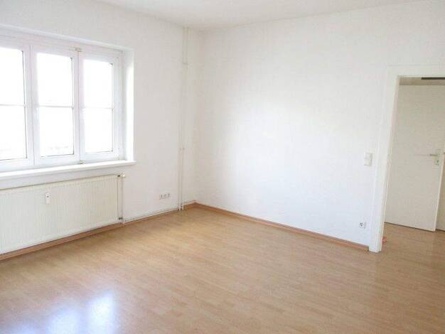 Wohnung zur Miete 356 € 2 Zimmer 53,6 m² 2. Geschoss frei ab 02.02.2026 Zetkinstr. 1 Cracau Magdeburg 39114