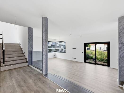 Einfamilienhaus zum Kauf - Erstbezug 835.000 € 8,5 Zimmer 326 m² 815 m² Grundstück Wullersdorf 2041