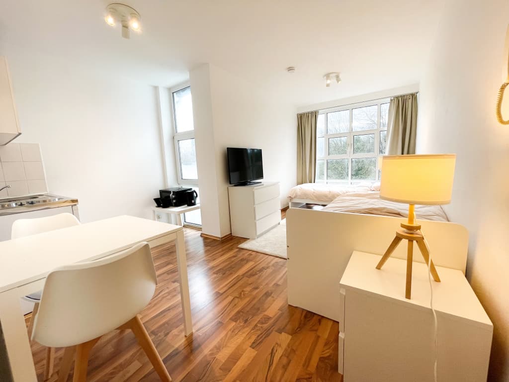 Wohnung zur Miete Wohnen auf Zeit 1.050 € 1 Zimmer 25 m²<br/>Wohnfläche 01.06.2025<br/>Verfügbarkeit Peliserkerstraße Adalbertsteinweg Aachen 52068