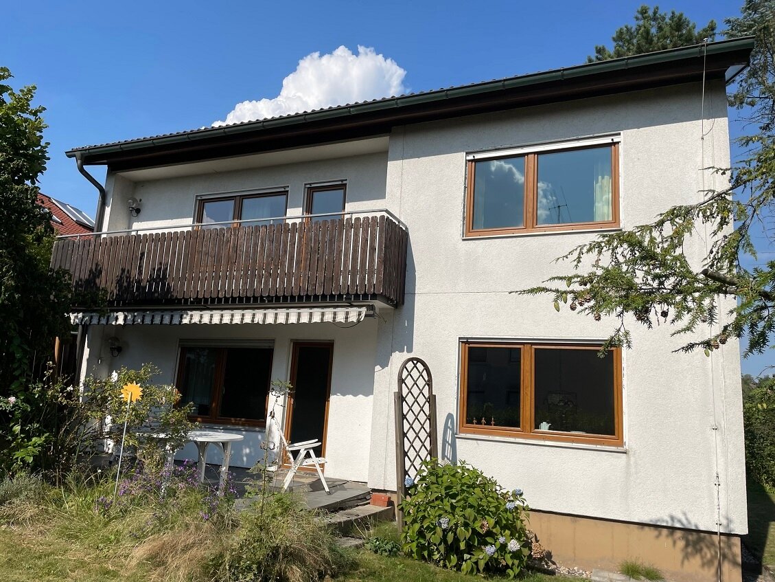 Einfamilienhaus zum Kauf 239.000 € 6 Zimmer 134 m²<br/>Wohnfläche 838 m²<br/>Grundstück Neustadt Neustadt an der Waldnaab / Mühlberg 92660