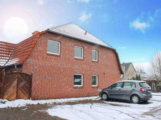 Wohnung zum Kauf 185.000 € 4 Zimmer 100,9 m² 1. Geschoss Dünsen 27243