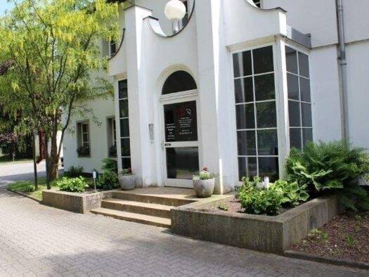 Gastronomie/Hotel zum Kauf als Kapitalanlage geeignet 10 Zimmer 300 m² 7.798 m² Grundstück Ernsee Gera 07548