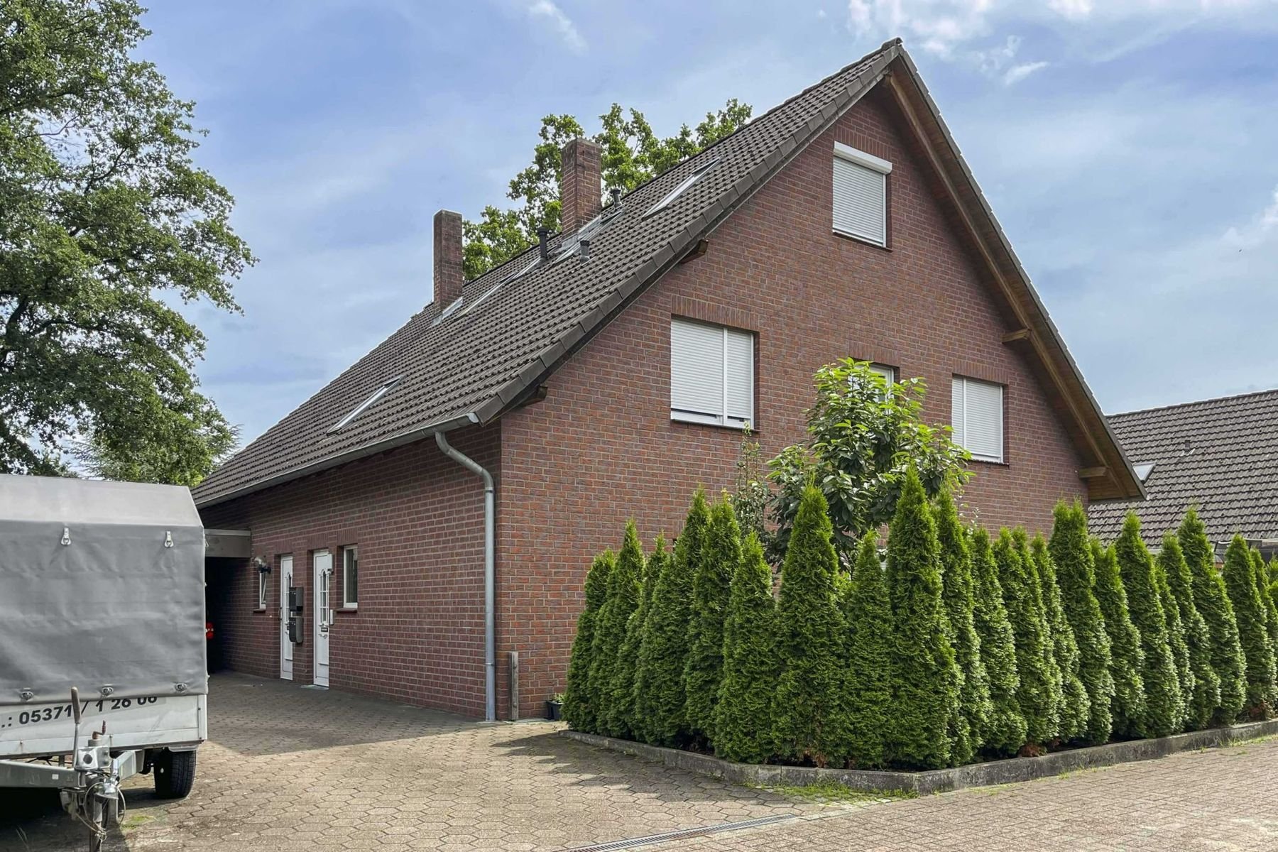 Immobilie zum Kauf als Kapitalanlage geeignet 275.000 € 5 Zimmer 131 m²<br/>Fläche 346 m²<br/>Grundstück Gifhorn Gifhorn 38518