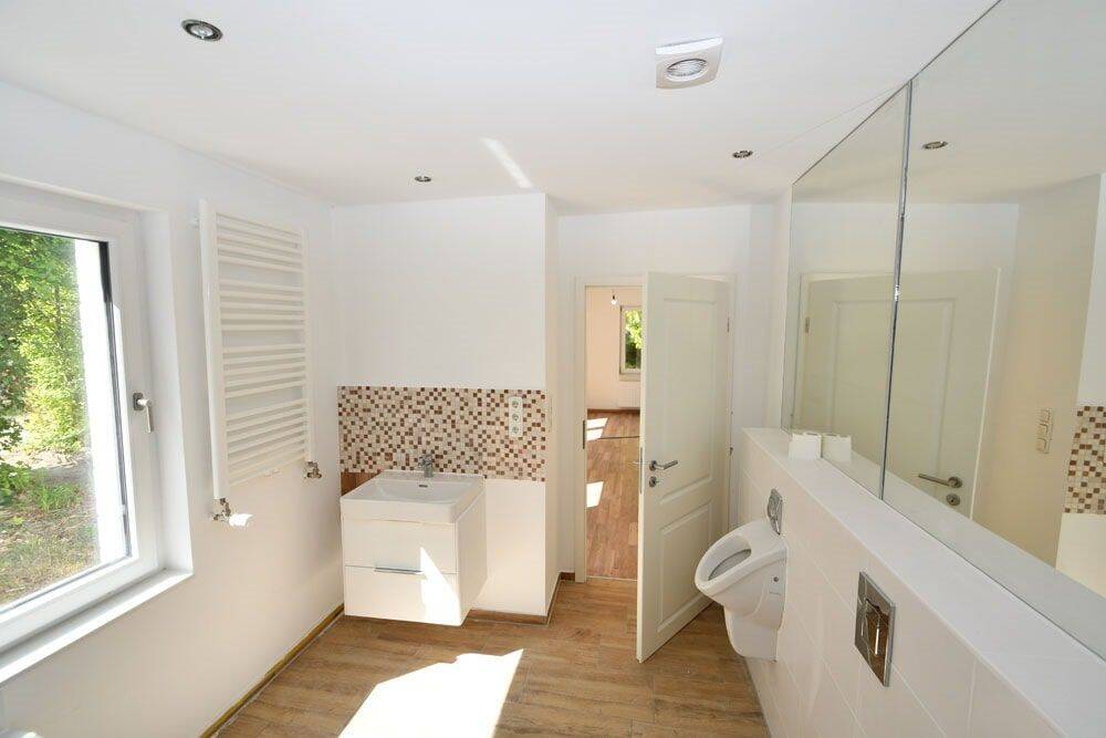 Property thumbnail 11