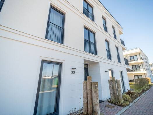 Wohnung zum Kauf - Erstbezug provisionsfrei 3 Zimmer 74 m² frei ab sofort Stadtkern Barth 18356