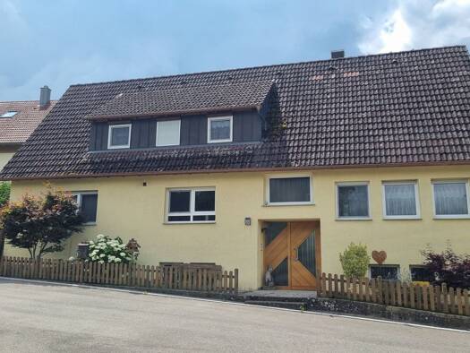 Haus zum Kauf 378.000 € 7 Zimmer 170,7 m² 253 m² Grundstück Neu-Nuifra Pfalzgrafenweiler / Neunuifra 72285