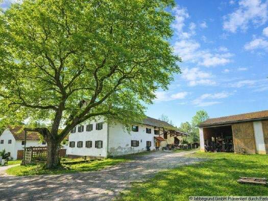 Land-/Forstwirtschaft zum Kauf 22.089 m² Grundstück Haag 85410