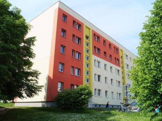 Wohnung zur Miete 700 € 3 Zimmer 58 m² 4. Geschoss Rosa-Luxemburg-Straße 11 Pößneck,Stadt Pößneck 07381
