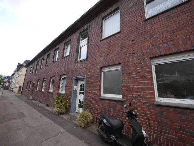 Wohnung zur Miete 320 € 2,5 Zimmer 49 m² Dachgeschoss, EG Brinkgartenstr. 35 Buer Gelsenkirchen 45894