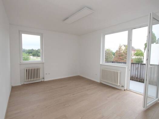 Studio zur Miete 355 € 1 Zimmer 24 m² 4. Geschoss Holländische Straße 111 Nord-Holland Nord (Holland) 34127