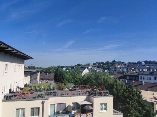Wohnung zur Miete 407 € 2 Zimmer 53,3 m² 5. Geschoss frei ab 01.09.2026 Bismarckstraße 111 Süd Remscheid 42859