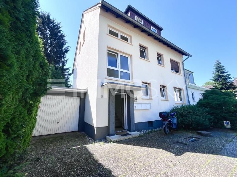 Einfamilienhaus zum Kauf 699.000 € 10 Zimmer 209 m²<br/>Wohnfläche 371 m²<br/>Grundstück Sindlingen Frankfurt am Main 65931