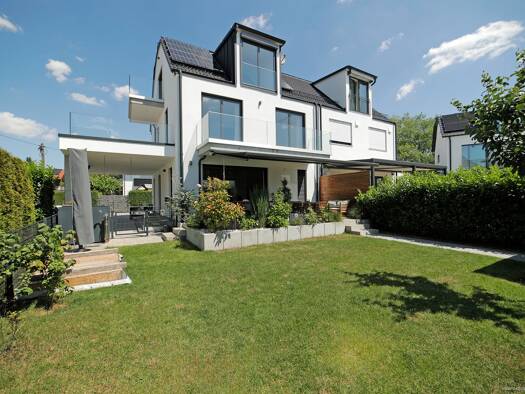 Doppelhaushälfte zur Miete 3.100 € 5 Zimmer 200 m² 317 m² Grundstück Waldbrunn Brunnthal 85649